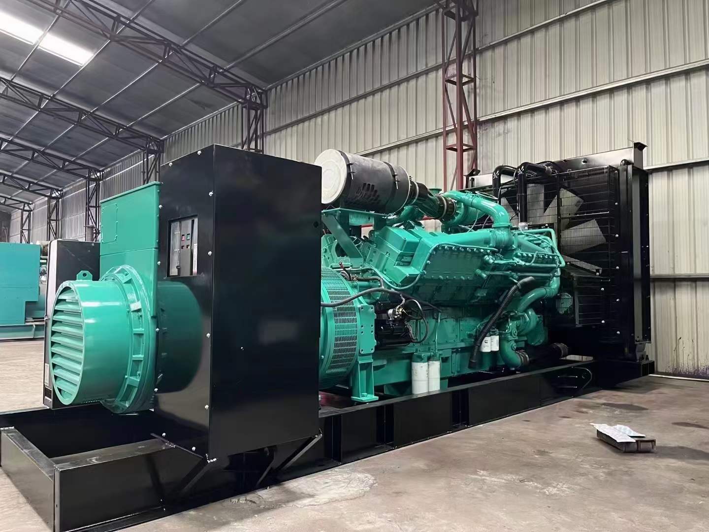 盐湖如何降低 800kW 柴油发电机输出电流的波动？