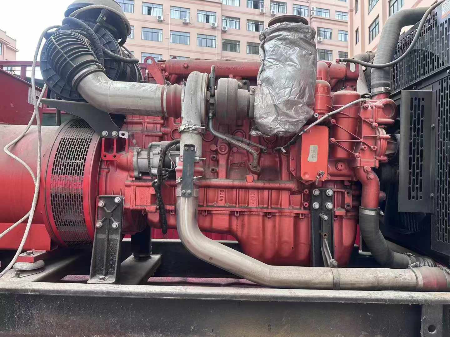 盐湖如何选择适合 600kW 柴油发电机组的过载保护器？