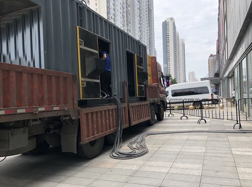 盐湖柴油发电机空气滤清器在不同季节的更换周期是否有差异？
