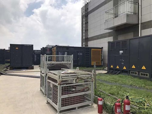 盐湖除了定期检查，还有哪些方法可以及时发现接触式转速表探头的磨损？